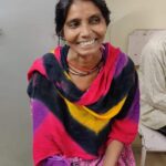 ##સક્સેસ #સ્ટોરી.  બાયડ તાલુકાના હઠીપુરા ગામ ના ૪૬ વર્ષની ઉંમરના એક સ્ત્રી જેમનું શરીર લકવાગ્રસ્ત થઈ જતાં વાત્રક હોસ્પિટલ(એસ એફ જી જી હોસ્પિટલ )માં મેડિકલ વિભાગમાં દાખલ કરવામાં આવ્યા જેમની તપાસમાં ચેતાતંત્ર નો રોગ 'ગુલીયન બારે સિન્દ્રોમ' (GBS) હોવાનું માલૂમ થયું. GBS એ ચેતાતંતુઓ નો રોગ છે જેમાં શરીરની રોગ પ્રતિકારક શક્તિ અનિયંત્રિત થતાં બનેલ એન્ટીબોડી ચેતાતંતુઓ ને નુકસાન કરે છે જે શરીર લકવાગ્રસ્ત થઈ જાય છે અરવલ્લી જિલ્લામાં પ્રથમ વાર 'પ્લાઝમાફરેસીસ' દ્વારા આ પ્રકારના દર્દીની સફળ સારવાર કરવામાં આવી છે તે પણ ખૂબ જ ઓછા ખર્ચમાં. પહેલા આ પ્રકારના દર્દીઓ ને હંમેશા વધુ સારવાર માટે અમદાવાદ સિવિલ હોસ્પિટલ અથવા અન્ય અમદાવાદ માં પ્રાઇવેટ હોસ્પિટલમાં રીફર કરવા પડતા હતા. વાત્રક હોસ્પિટલ ખાતે અત્યાધુનિક લૅબ ,સુવિધાઓ થી સજ્જ આઇસીયુ તેમજ ડાયાલીસીસ વિભાગ ની સુવિધા હોવાના કારણે આ પ્રકારના જટિલ રોગ ની સારવાર શક્ય બની હતી.